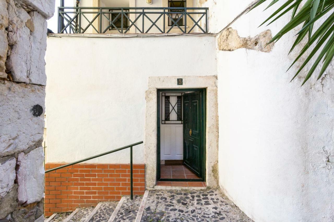 Altido Bohemian Studio With Terrace By The Santa Apolonia Train Station Daire Lisboa Dış mekan fotoğraf